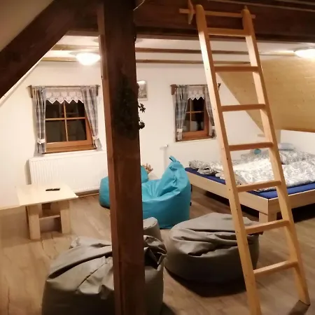 Dvě Micky Pec pod Snezkou